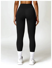 Zoorie Crossed Waist Head Leggings